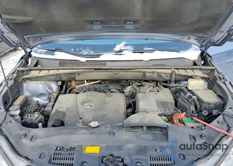 2018 Toyota Highlander Se z USA, uszkodzony, nr VIN 5TDJZRFH1JS810814